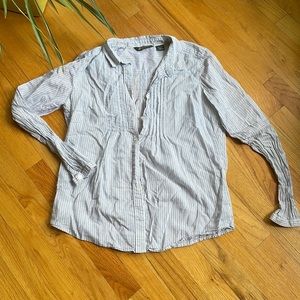 Dreamy cotton striped button-down